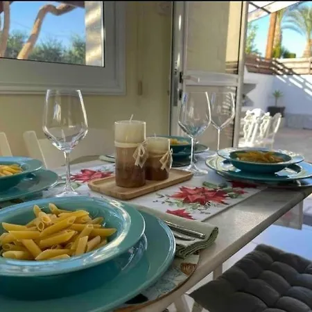 Flamingo ,private Pool & Sea View