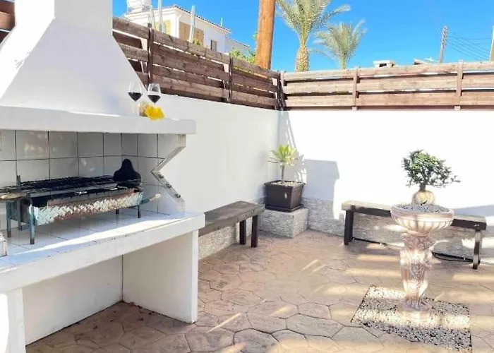 ヴィラ Flamingo ,private Pool & Sea View アヤナパ